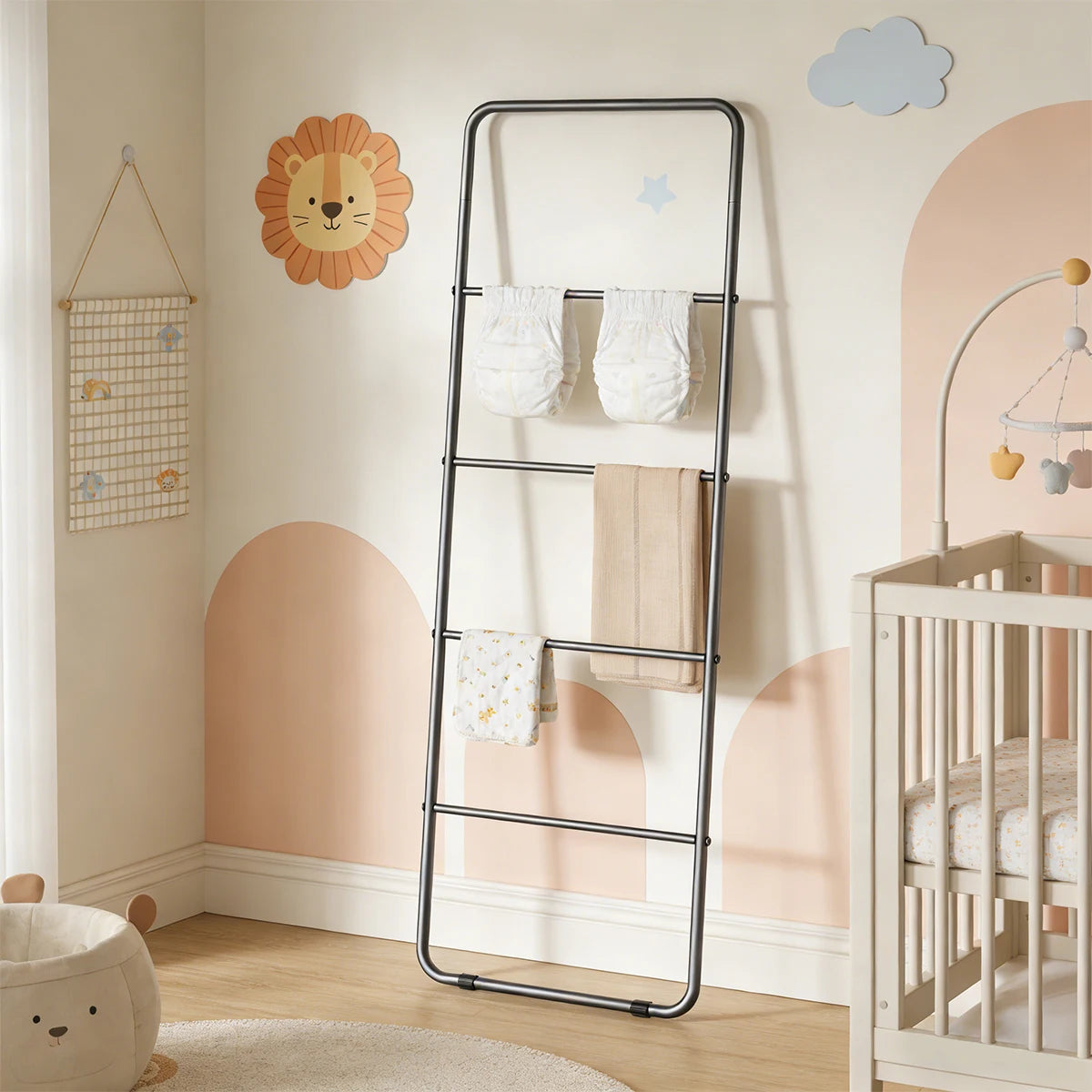 4-Tier Metal Towel Ladder Rack, Freestanding Towel Storage Shelf for Bathroom, Towel Drying Rack Hanger Stand Accessories