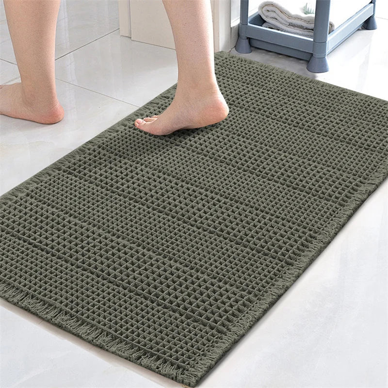 Soft Absorbent Bathroom Mat — Neutral Anti-Slip Rug