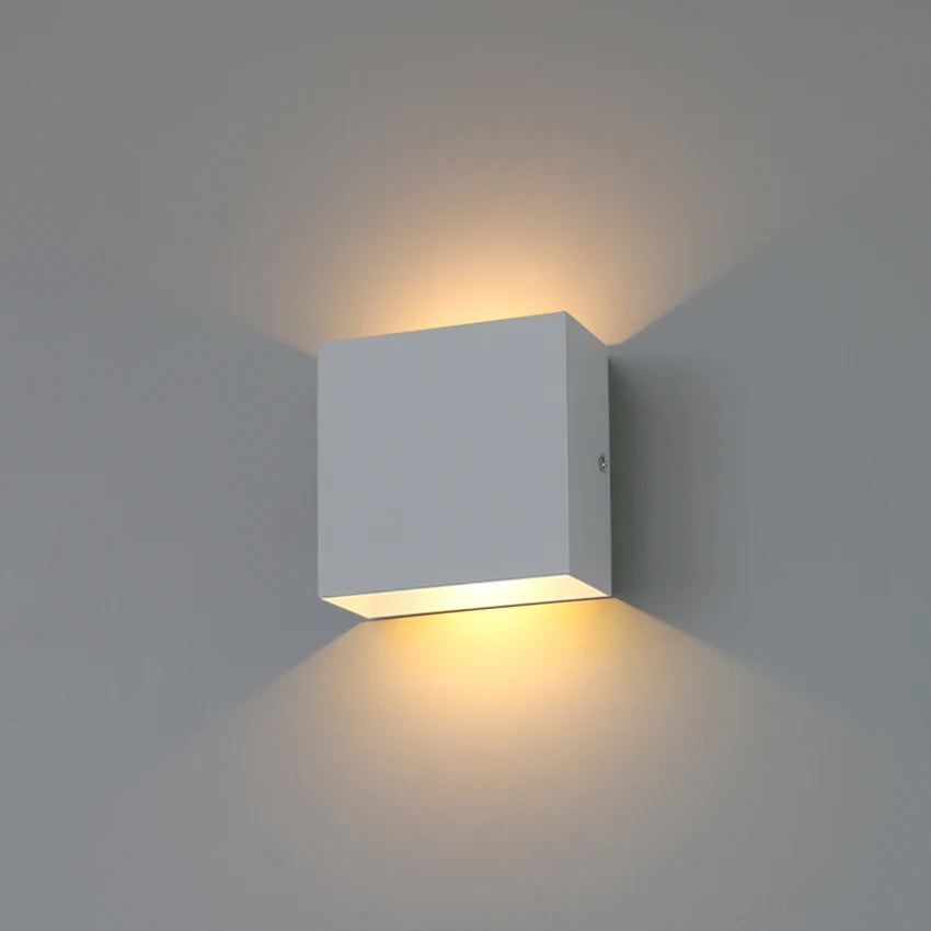 Minimal LED Wall Sconce – Modern Ambient Lighting