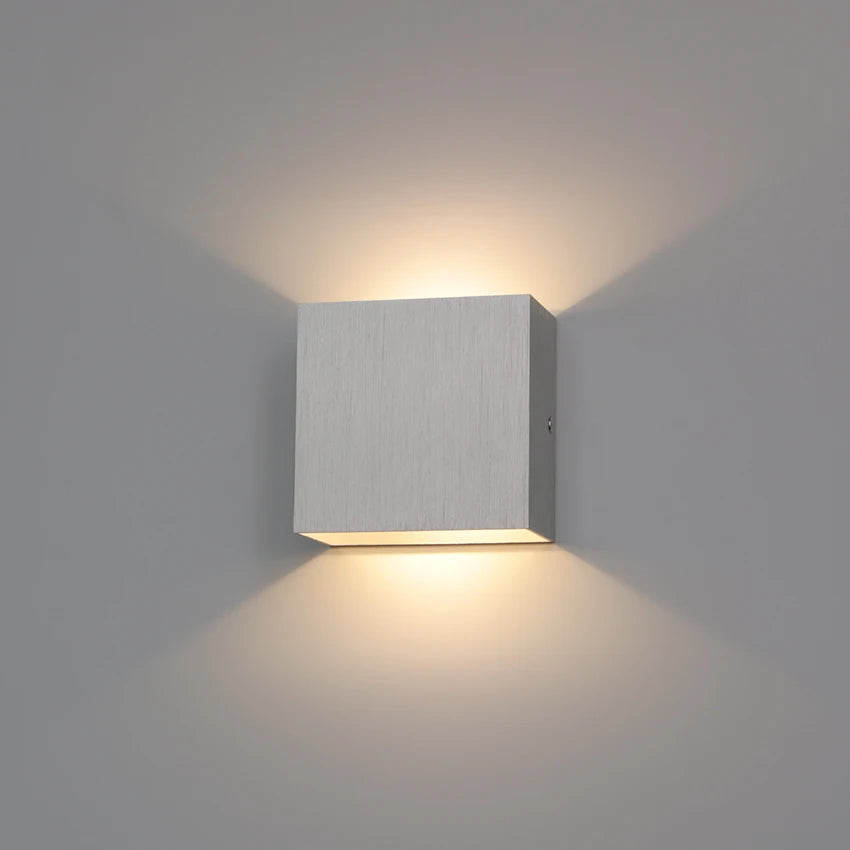 Minimal LED Wall Sconce – Modern Ambient Lighting