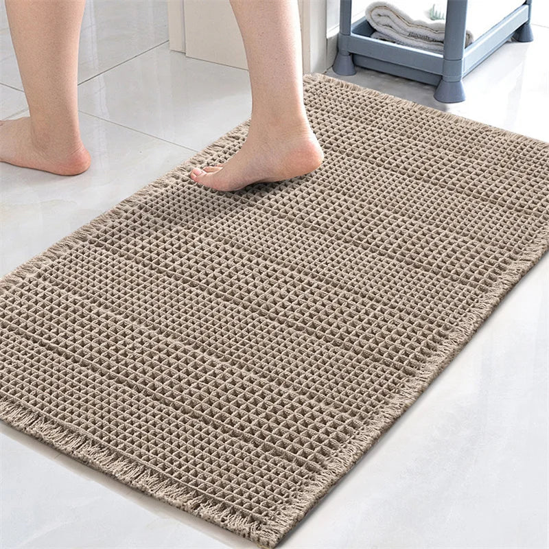 Soft Absorbent Bathroom Mat — Neutral Anti-Slip Rug