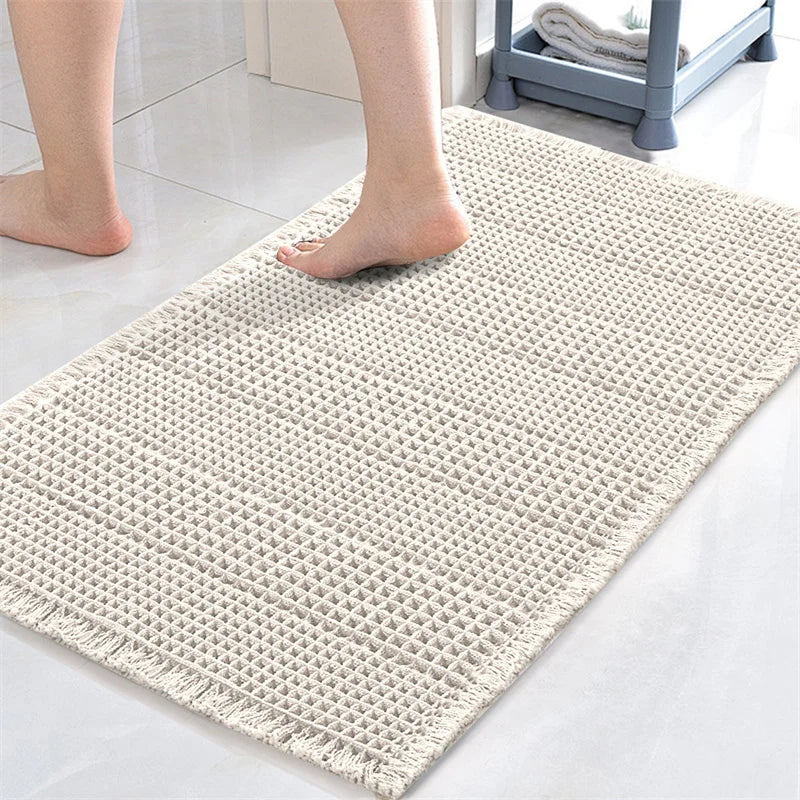 Soft Absorbent Bathroom Mat — Neutral Anti-Slip Rug