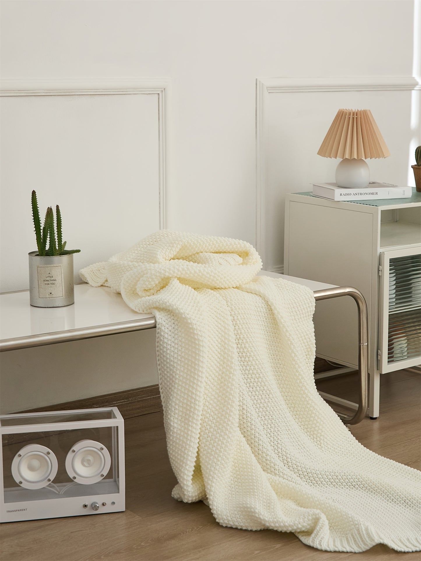Vintage Cozy Knit Throw Blanket – Soft Multi-Purpose All-Season Comfort | Aesthetic Glow